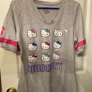 Hello Kitty t shirt